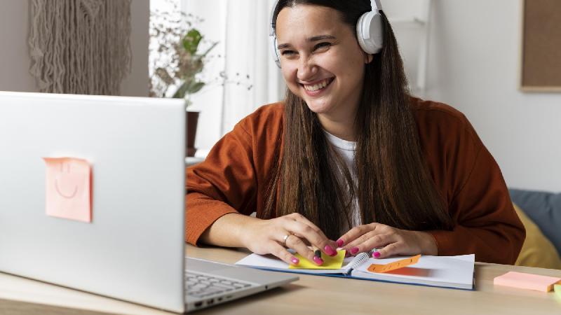 [Cursos online gratuitos básicos para ingressar no mercado de trabalho!]